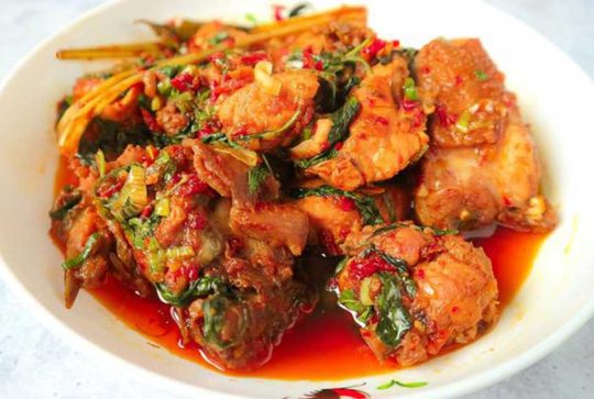 AYAM RICA RICA